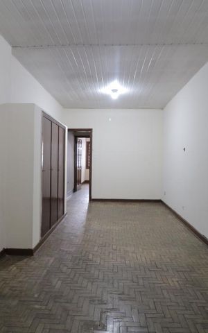 Casa à venda com 150m², 2 quartos e 1 vagaQuarto
