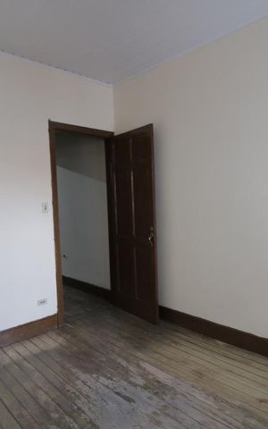 Casa à venda com 150m², 2 quartos e 1 vagaSuite