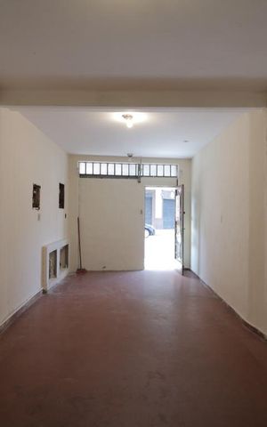 Casa à venda com 150m², 2 quartos e 1 vagaSala