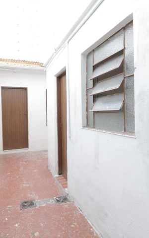 Casa à venda com 150m², 2 quartos e 1 vagaQuintal