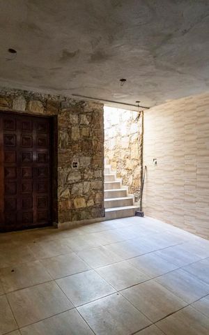 Casa à venda com 188m², 3 quartos e 3 vagasGaragem