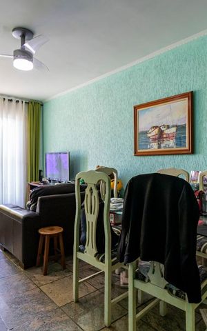 Casa à venda com 188m², 3 quartos e 3 vagasSala