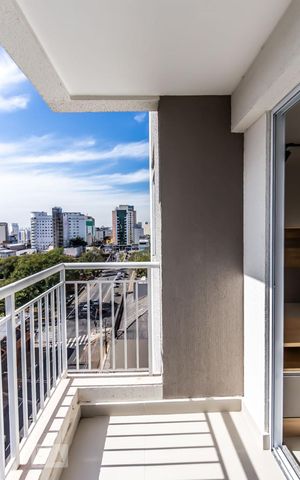 Studio à venda com 29m², 1 quarto e 1 vaga Studio à venda com 29m², 1 quarto e 1 vagaVaranda