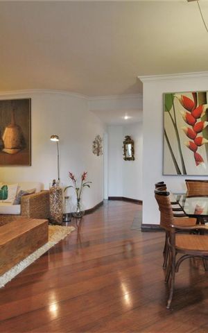 Apartamento à venda com 130m², 2 quartos e 2 vagasSala