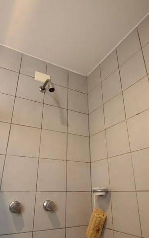 Apartamento à venda com 130m², 2 quartos e 2 vagasChuveiro
