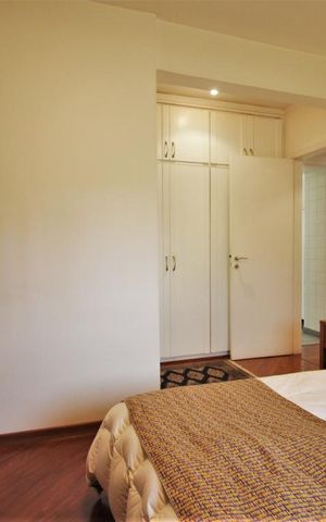 Apartamento à venda com 130m², 2 quartos e 2 vagasSuíte