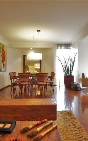 Apartamento à venda com 130m², 2 quartos e 2 vagasSala