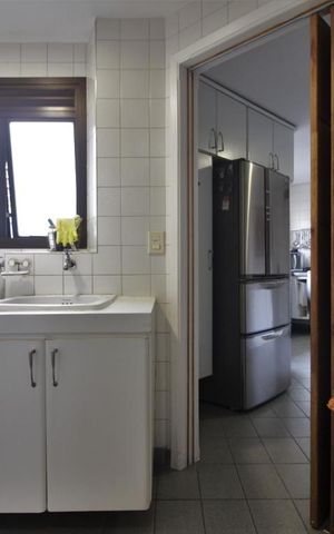 Apartamento à venda com 130m², 2 quartos e 2 vagasÁrea de Serviço