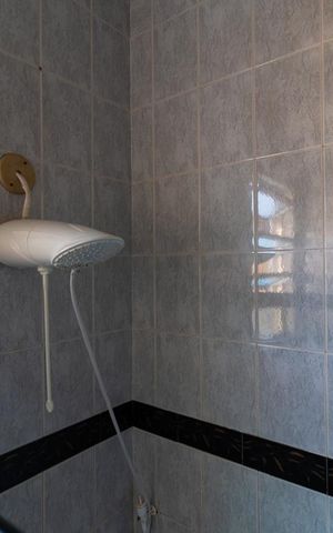 Casa à venda com 300m², 5 quartos e 6 vagas Casa à venda com 300m², 5 quartos e 6 vagasBanheiro 3