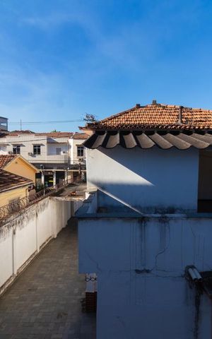 Casa à venda com 300m², 5 quartos e 6 vagas Casa à venda com 300m², 5 quartos e 6 vagasQuarto 5