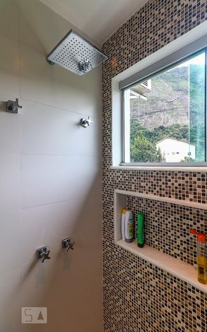 Casa para alugar com 700m², 5 quartos e 7 vagasBanheiro da Suíte 2