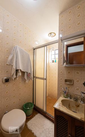 Casa à venda com 104m², 3 quartos e 2 vagas Casa à venda com 104m², 3 quartos e 2 vagasBanheiro Suite