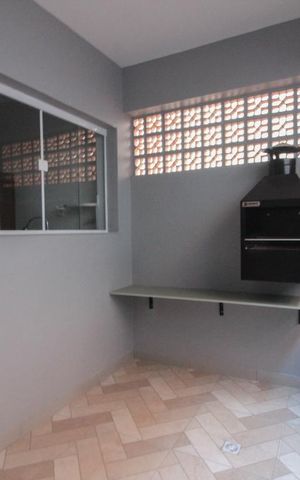 Casa à venda com 130m², 2 quartos e 2 vagasarea gourmet