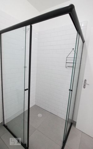 Casa à venda com 130m², 2 quartos e 2 vagasbanheiro