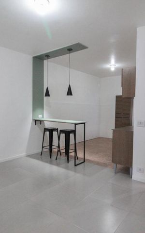 Casa à venda com 130m², 2 quartos e 2 vagassala