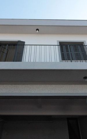 Casa à venda com 130m², 2 quartos e 2 vagasfachada