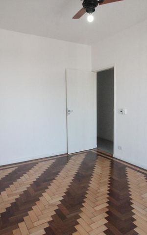 Casa à venda com 130m², 2 quartos e 2 vagasquarto 1