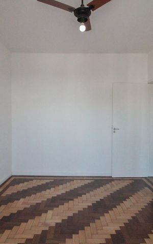 Casa à venda com 130m², 2 quartos e 2 vagasquarto 1