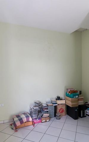 Casa à venda com 150m², 3 quartos e 2 vagasEdícula - quarto suíte