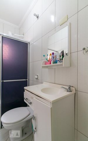 Casa à venda com 150m², 3 quartos e 2 vagasBanheiro social