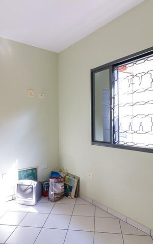 Casa à venda com 150m², 3 quartos e 2 vagasEdícula - quarto suíte