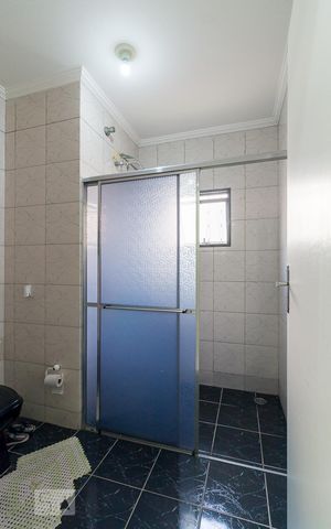 Casa à venda com 150m², 3 quartos e 2 vagasBanheiro quarto 3 suíte