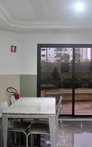 Apartamento à venda com 276m², 4 quartos e 3 vagasSalão de Jogos