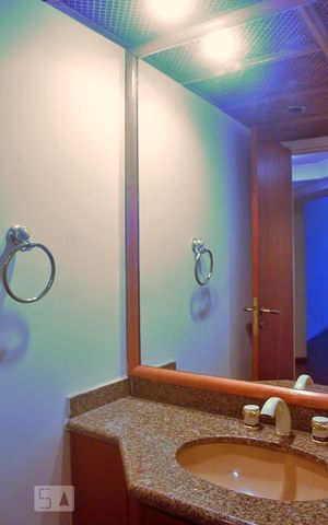 Apartamento à venda com 276m², 4 quartos e 3 vagasLavabo