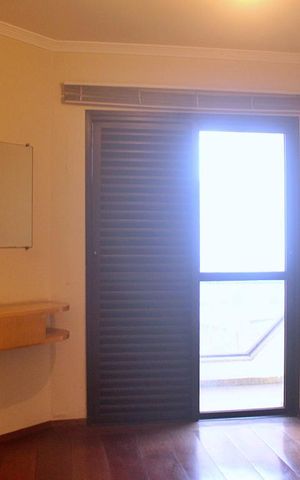 Apartamento à venda com 276m², 4 quartos e 3 vagasQuarto Suíte