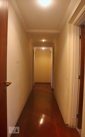Apartamento à venda com 276m², 4 quartos e 3 vagasCorredor