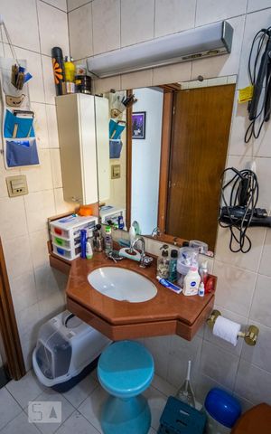 Casa à venda com 775m², 4 quartos e 3 vagas Casa à venda com 775m², 4 quartos e 3 vagasSuíte 2