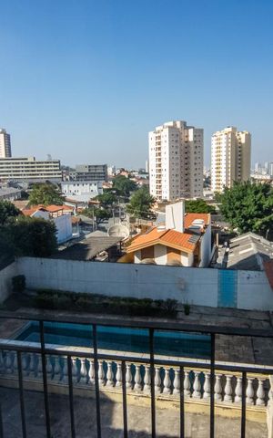 Casa à venda com 775m², 4 quartos e 3 vagas Casa à venda com 775m², 4 quartos e 3 vagasSuíte 2