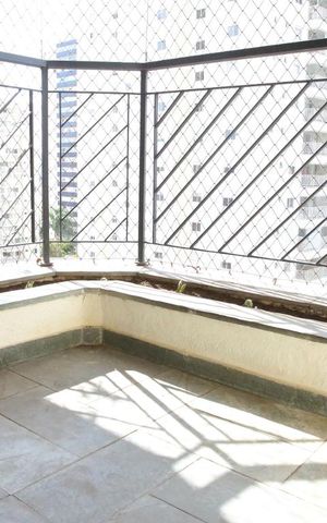 Apartamento à venda com 71m², 2 quartos e 2 vagasVaranda