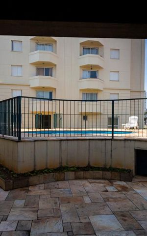 Apartamento à venda com 57m², 2 quartos e 1 vagaÁrea comum