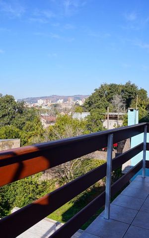Casa à venda com 300m², 4 quartos e 2 vagasSala de jantar - vista
