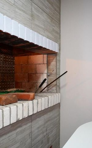 Casa à venda com 300m², 4 quartos e 2 vagaschurrasqueira