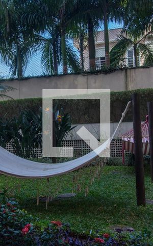 Apartamento à venda com 79m², 2 quartos e 1 vagaÁrea comum