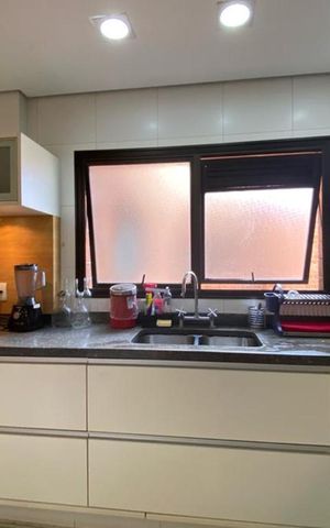 Apartamento para alugar com 200m², 3 quartos e 4 vagas Apartamento para alugar com 200m², 3 quartos e 4 vagasCozinha