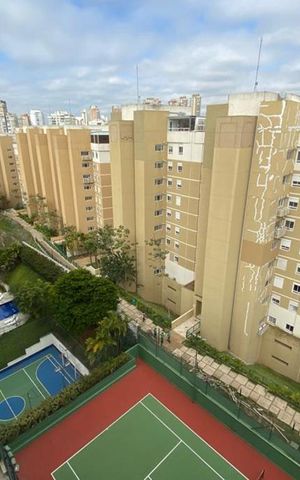 Apartamento para alugar com 200m², 3 quartos e 4 vagas Apartamento para alugar com 200m², 3 quartos e 4 vagasVista da Suíte 1