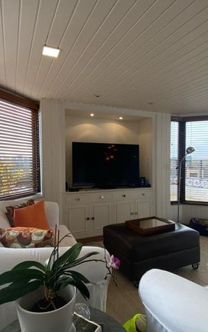 Apartamento para alugar com 200m², 3 quartos e 4 vagas Apartamento para alugar com 200m², 3 quartos e 4 vagasSala