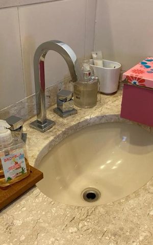Apartamento para alugar com 200m², 3 quartos e 4 vagas Apartamento para alugar com 200m², 3 quartos e 4 vagasBanheiro - Torneira