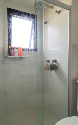 Apartamento para alugar com 200m², 3 quartos e 4 vagas Apartamento para alugar com 200m², 3 quartos e 4 vagasBanheiro da Suíte 2