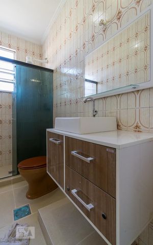 Apartamento à venda com 50m², 1 quarto e 1 vaga Apartamento à venda com 50m², 1 quarto e 1 vagaBanheiro