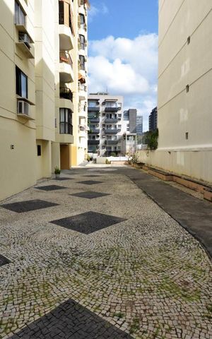 Apartamento à venda com 90m², 3 quartos e 1 vagaÁrea Comum - Playground
