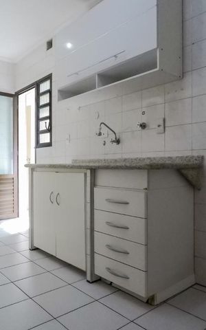Apartamento para alugar com 97m², 3 quartos e 2 vagasCozinha
