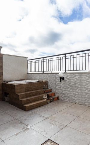 Apartamento à venda com 116m², 2 quartos e 2 vagas Apartamento à venda com 116m², 2 quartos e 2 vagasCobertura