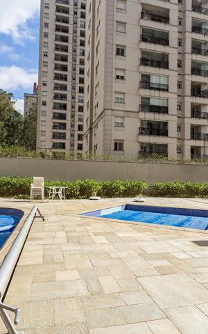 Apartamento à venda com 116m², 2 quartos e 2 vagas Apartamento à venda com 116m², 2 quartos e 2 vagasÁrea comum - Piscina