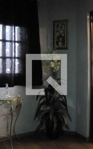 Casa à venda com 413m², 5 quartos e 6 vagasSala de TV