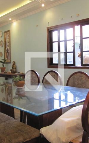 Casa à venda com 413m², 5 quartos e 6 vagasSala de Jantar