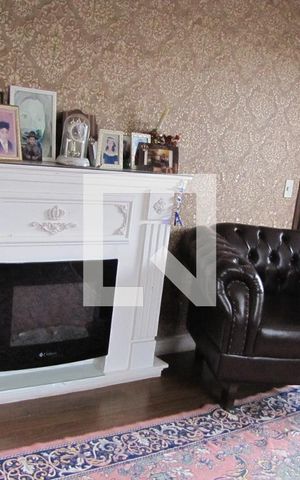 Casa à venda com 413m², 5 quartos e 6 vagasSala